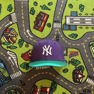 New York Yankees MLB x New Era 59Fifty Big League Chew Fitted Grape Hat